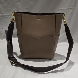 Aallyn Jordan Bucket Bag